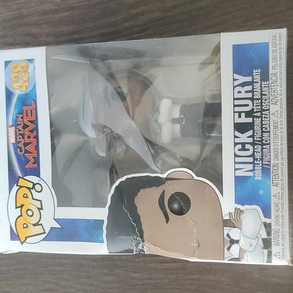 Captain marvel - Picture 3 of 3